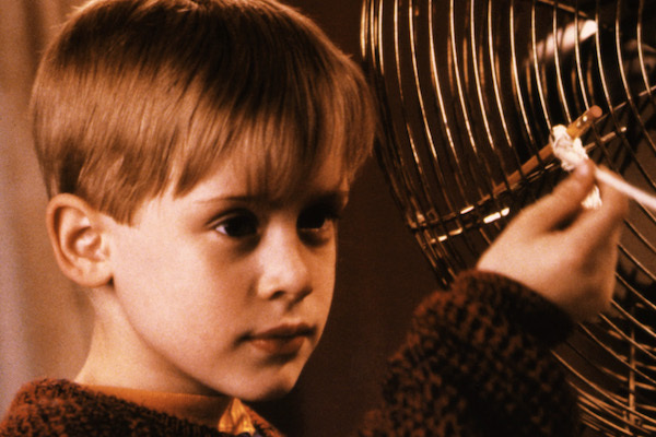 ライアン・レイノルズが『ホーム・アローン』をR18コメディにリメイク