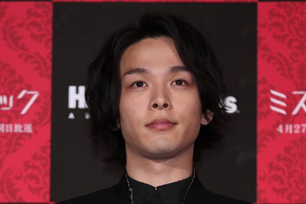 中村倫也　写真集3万部！快進撃にあった蜷川幸雄さんの教え