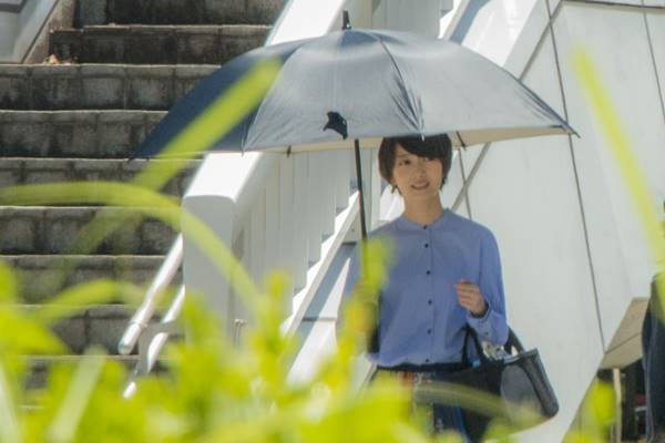 波瑠　猛暑なのに超厚着…共演者を驚かせた真夏の撮影現場の怪