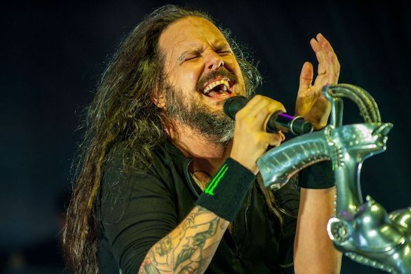 KORNのジョナサン・デイヴィス、妻の急死について心の内を吐露