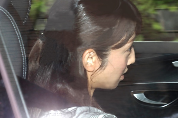 小倉優子 2児同伴で挨拶に…新恋人の母語る決意の実家訪問