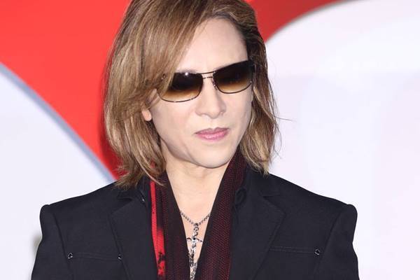 YOSHIKI無償出演の背景 海外生活が社会貢献の意識強くした