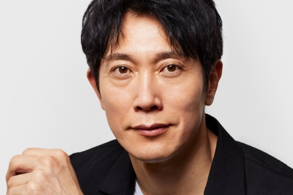 妖怪役に挑む佐々木蔵之介語る「超能力があったら、欲しい力」