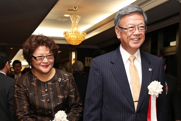 妻語る亡き翁長知事“死闘”の日々「僕の命沖縄に任せたい」