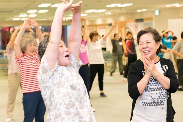 96歳女性が小走りに！奇跡起こす全国の「体操サークル」5