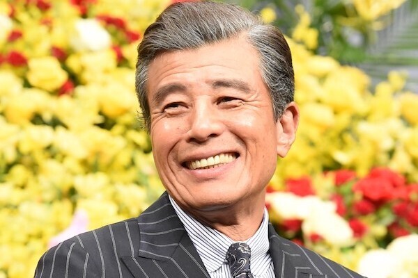 舘ひろし 2日で3万いいね！68歳のTwitterに注目集まる理由