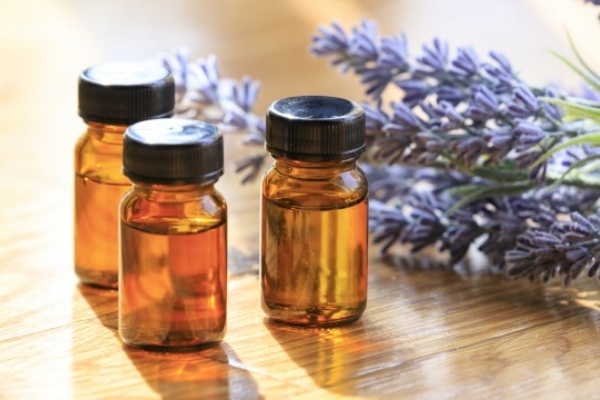 ミスター血圧が出す3択クイズ「高血圧を防ぐ寝方」はどれ？