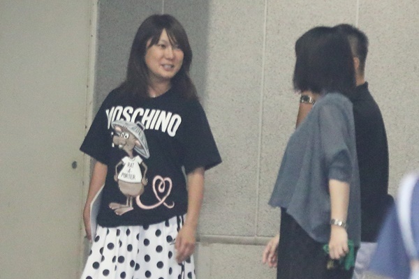 はるな愛2億円店10日で閉店！夢のパブ襲った“異臭騒動”