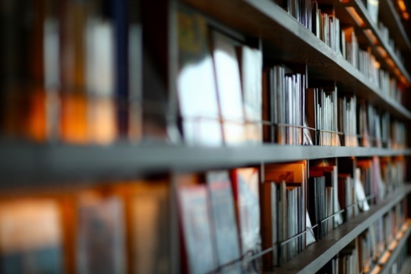 新潮45休刊発表も続く危機…各界から殺到する無責任の声