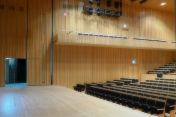 佐藤アツヒロ、滝沢に言及「裏に回りたい気持ちわかる」