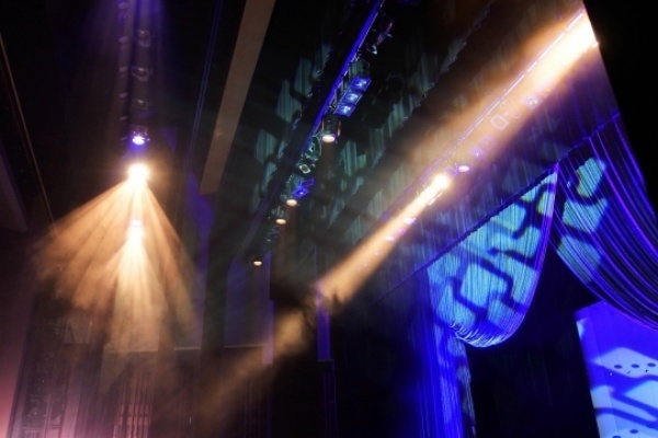 佐藤アツヒロ 「学校で友達になってない」と明かすジャニーズの人物