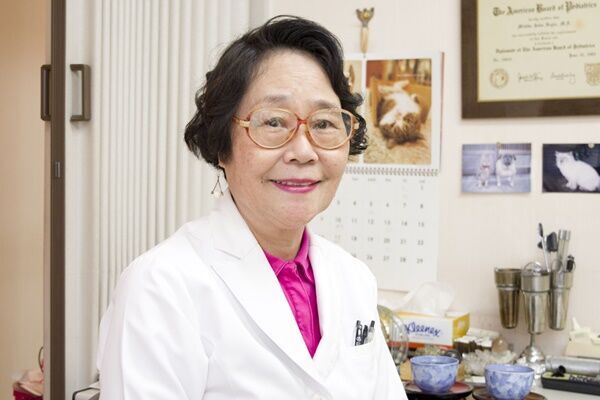 封建的な日本の医療に挑む「60カ国の子どもを診た女性医師」