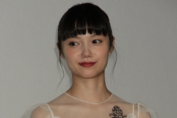 岡田准一“鬼パパ”なる決意、背景に厳しかった母への感謝