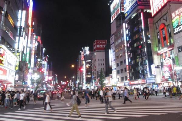 愛田武さん支えたご令嬢妻 ホストと結婚反対され親族に絶縁状