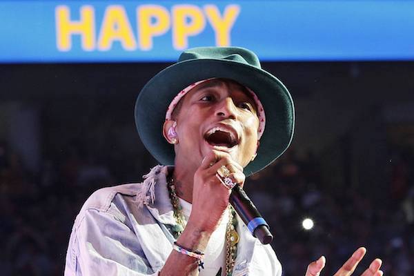 「『ハッピー』使うな」P・ウィリアムスがトランプ大統領に通告