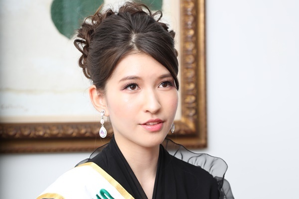 岡田眞澄さん長女ミス・インター日本代表にした亡き父の教え