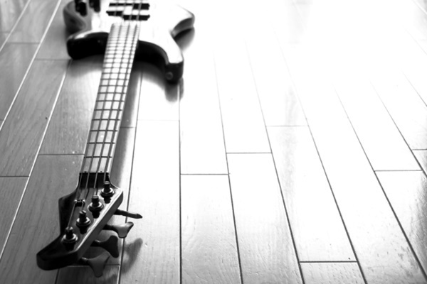 ディアハンターの元ベーシスト、39歳で急死