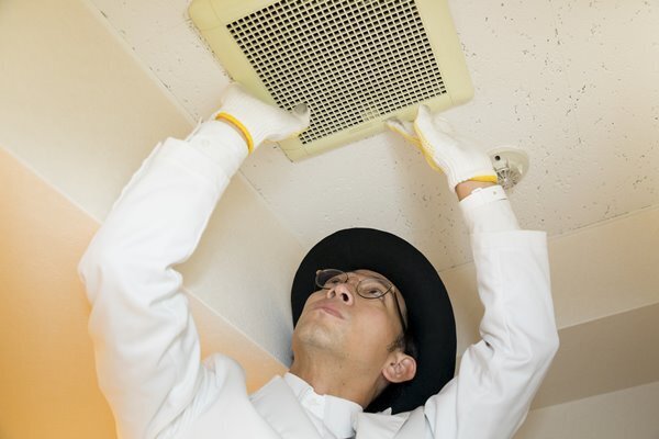 「名誉トイレ診断士」芸人に聞くトイレ掃除の“スゴ技”4