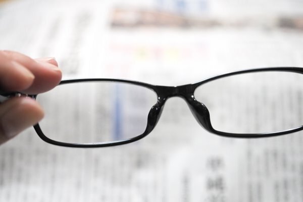 更年期と“誤診”されることも…44歳6カ月から老眼に注意