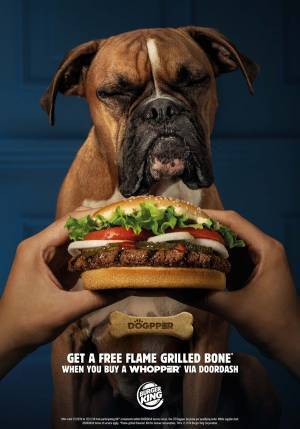 愛犬と一緒にワッパーを！　米バーガーキングがおやつサービス開始