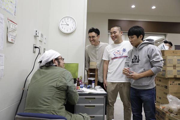 キングオブコント王者ハナコ 豊洲新市場を“凱旋”訪問！