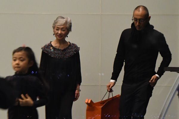 海老蔵　誕生日会で涙…麻央さんに誓った男女平等の教育方針