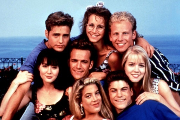 『ビバリーヒルズ青春白書』がオリジナルキャストでリブート
