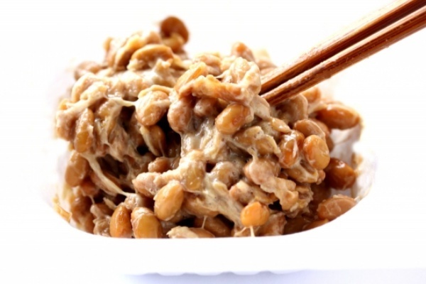 エネルギー消費の6割が脳…納豆混ぜながらできる「ずぼら瞑想」