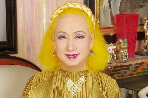 美輪明宏さんが語る小池都知事「緑色の服は封印しました（笑）」