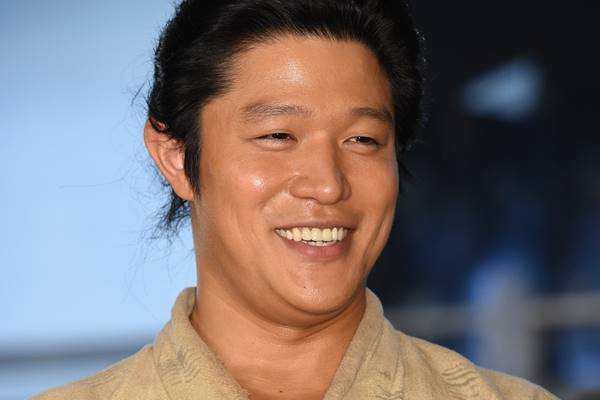 鈴木亮平『西郷どん』主役の苦悩を救った“渡辺謙の言葉”