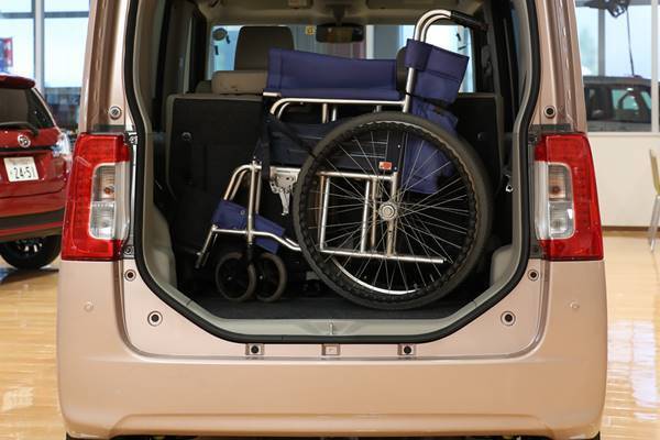 消費税0、ガス代補助も…介護を助ける「福祉軽自動車」のススメ