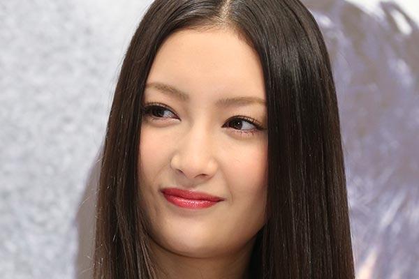 菜々緒　悪女役で主演！大躍進の裏にあった演技コンプレックス