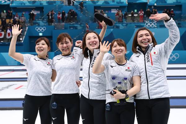女子カーリング、銅メダル獲得！藤澤ら貫いた“カーリング精神”とは