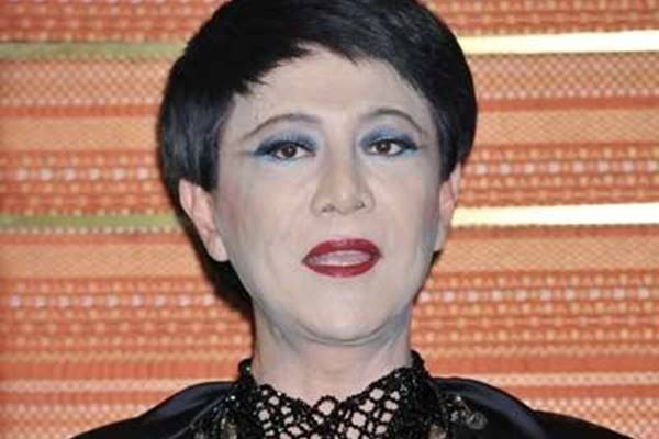 美川憲一「自由人だから」発言の陰にある“2人の母”の存在