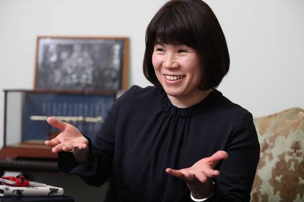 服薬の常識を変えた「夢のゼリー」の裏に龍角散の初の女性役員