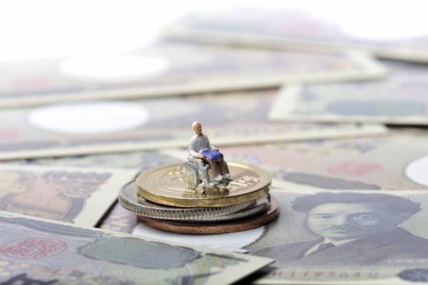 認知症の父の家を売って介護費に！専門家が解説「家族信託とは？」