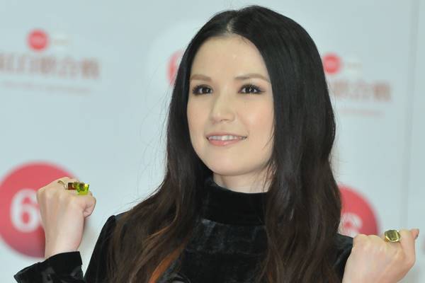 Superfly越智志帆　結婚祝福に感謝「もっといい歌、歌います！」