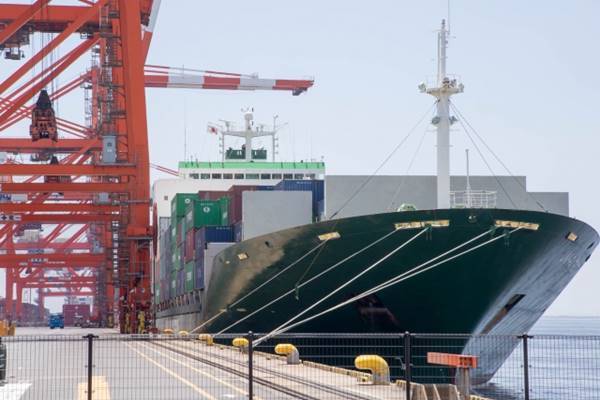 米中貿易戦争“最悪のシナリオ”であなたのボーナスが4％減も