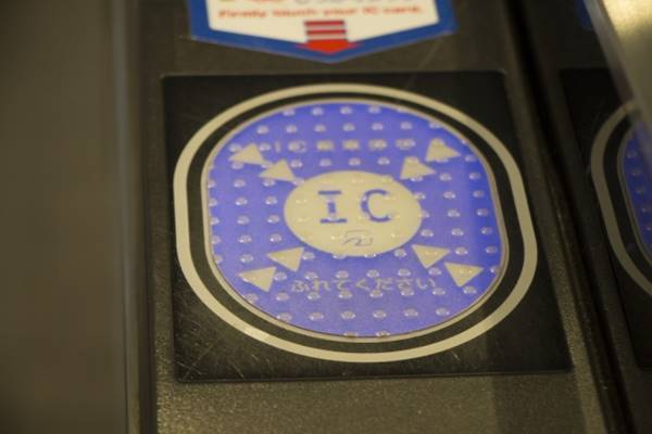 コンビニに、ネット通販！4大電子マネーの得意分野を総比較