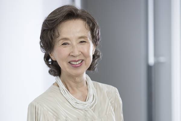 「美容には無頓着」87歳の八千草薫が失わない若々しさ