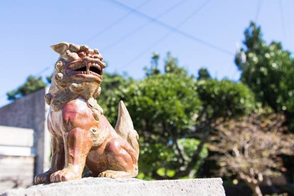 全国調査で判明！ついついお金を使ってしまう沖縄の県民性