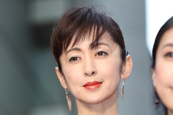 斉藤由貴 長女の「スリリングなほうが好き」発言に心情慮る声