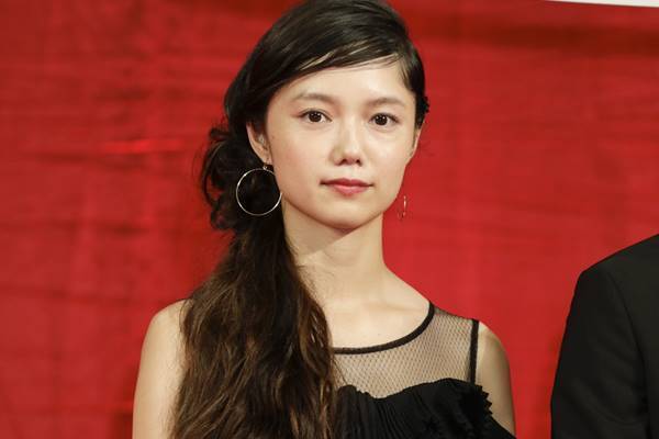 岡田准一と宮崎あおい妊娠発表 どうあがいても美男美女の声
