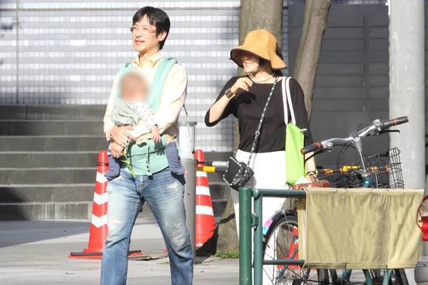 菅野美穂長男がイケメンすぎると話題　公園で堺雅人より有名人