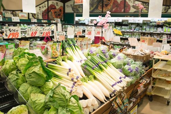 スーパーで“右回り”に買い物すると、なぜ節約になるのか？