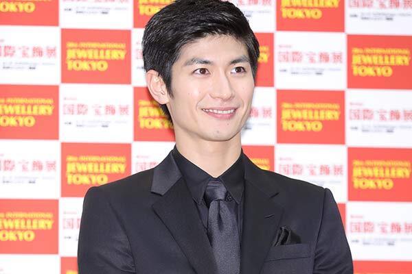 三浦春馬と三吉彩花に熱愛報道、“美の暴力”カップルと話題