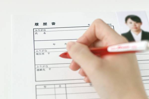 就活解禁…いま人気でも“10年後が不安”な企業の特徴とは？