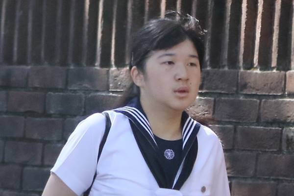 愛子さま　英国留学先は男子校！超厳格で電話もメールも禁止