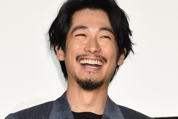 ディーン・フジオカ 謎バンド・どついたるねんとの交流が話題