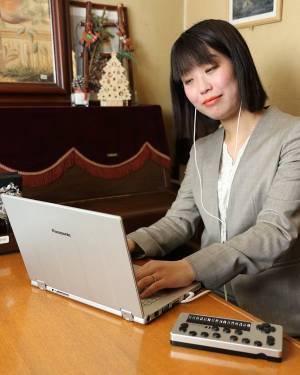 両親の言葉支えに…28歳視覚障がい女性が進む「弁護士への道」